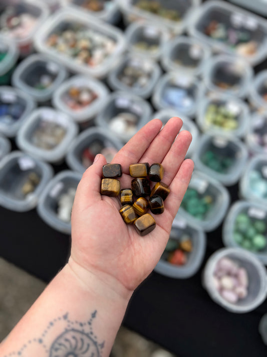 Tigers Eye Cube