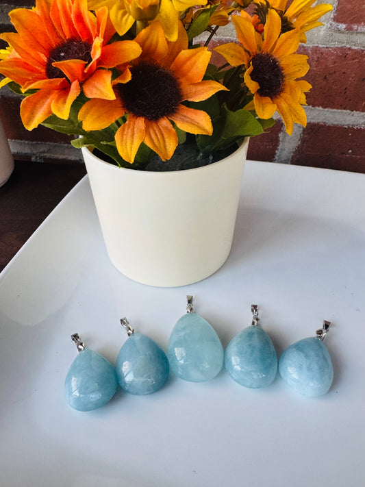 Natural Aquamarine Pendant