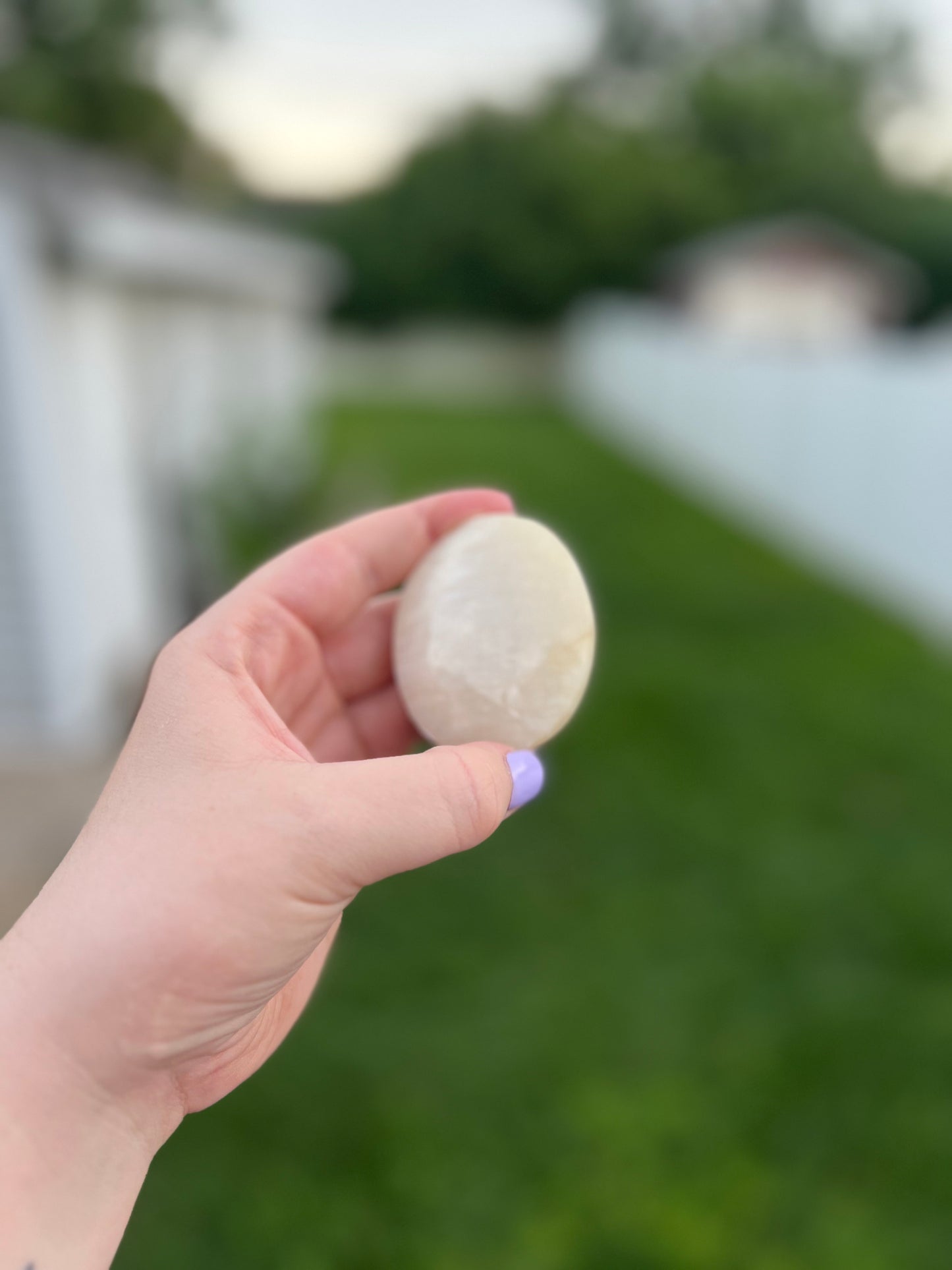 Moonstone Palm Stone