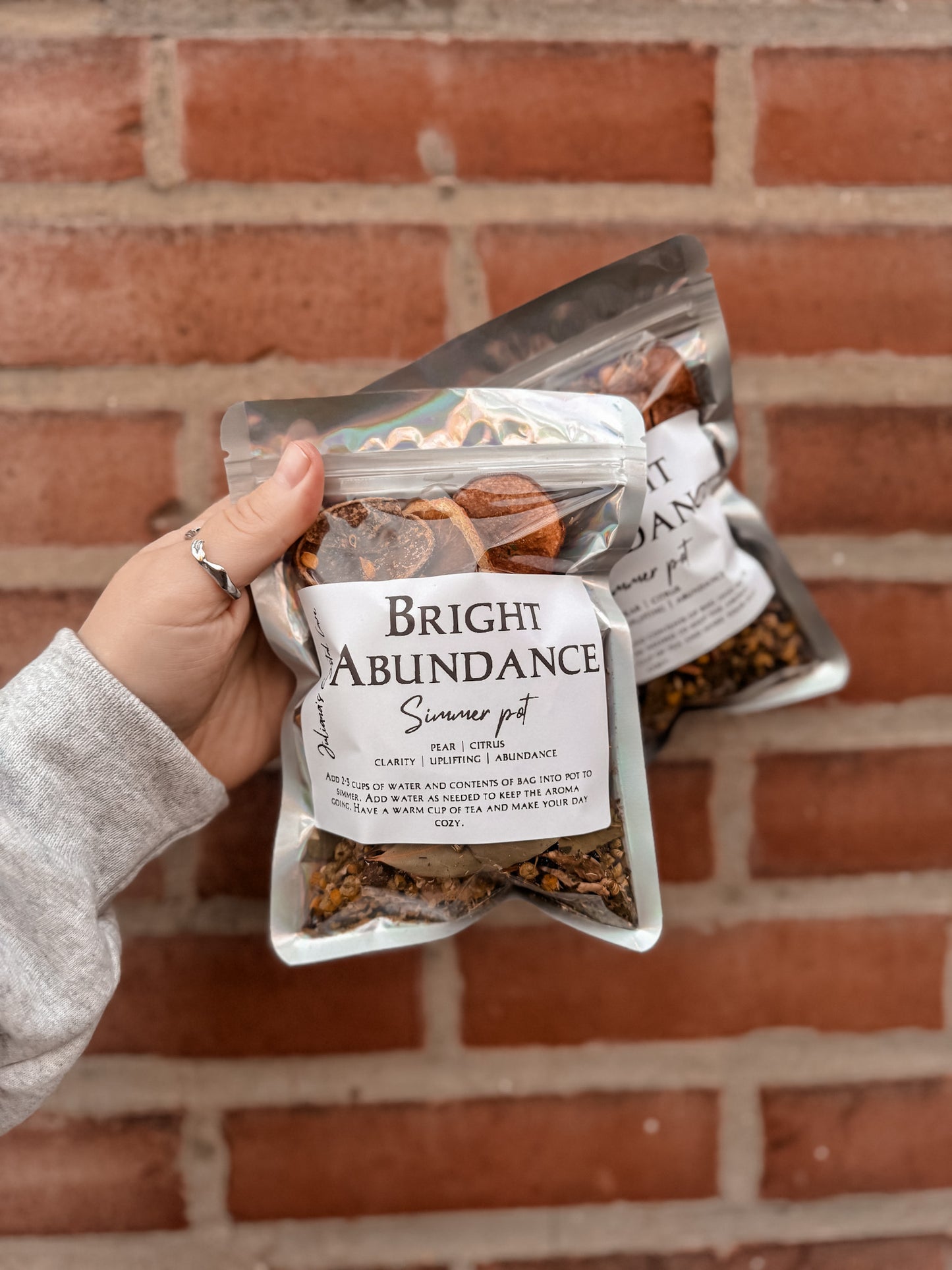 Bright Abundance Simmer Pot