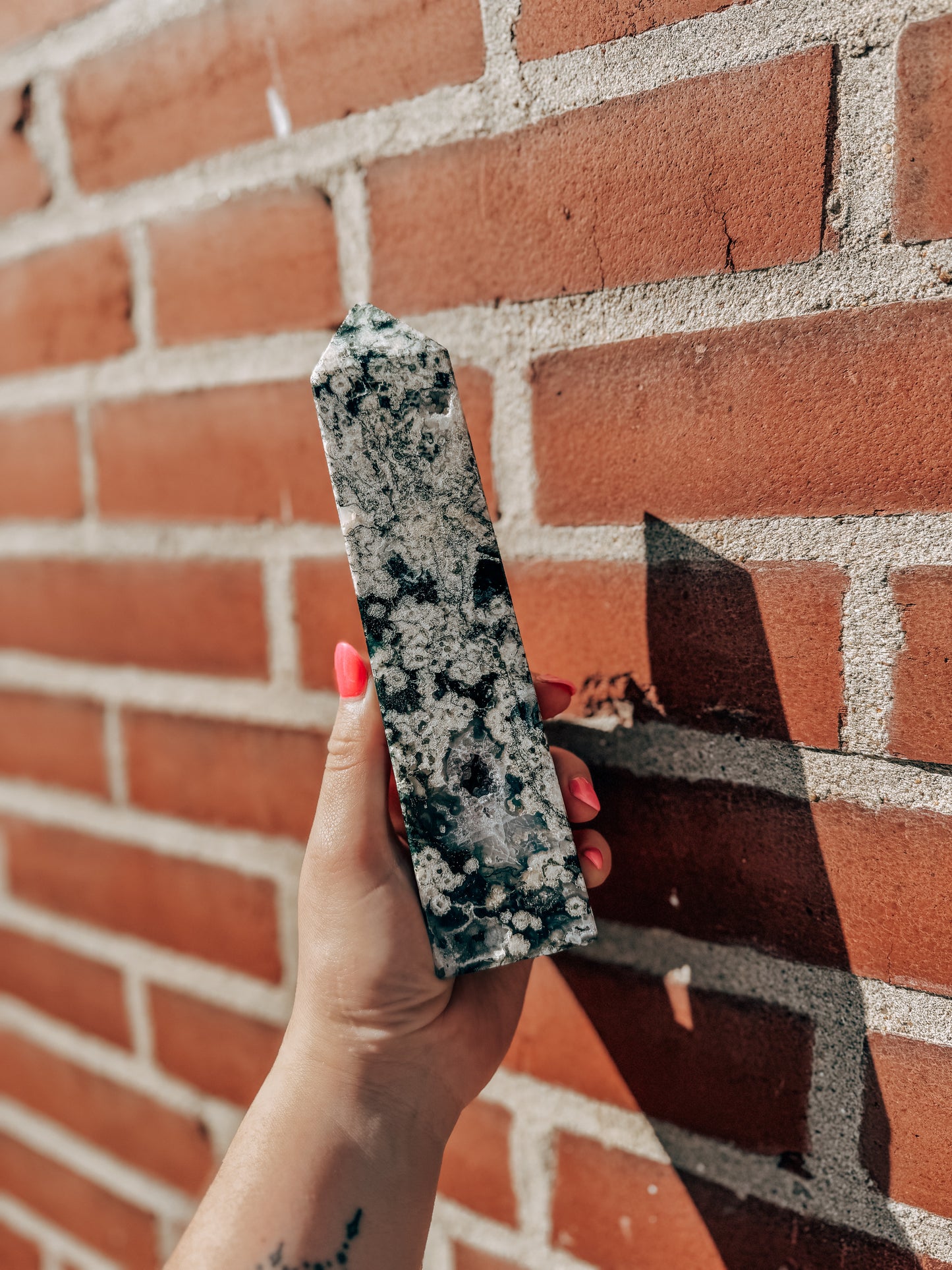 Druzy Flower Agate with Chalcedony inclusions and Selenite Selenite Tower