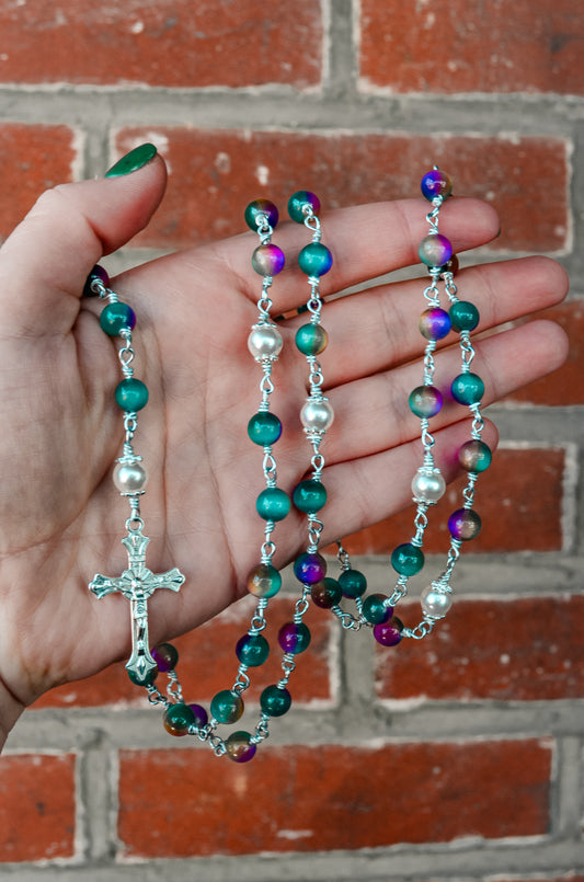 Handmade Cat Eye Color Shift and White Swarovski Pearl Rosary (Bright Blue/Green)