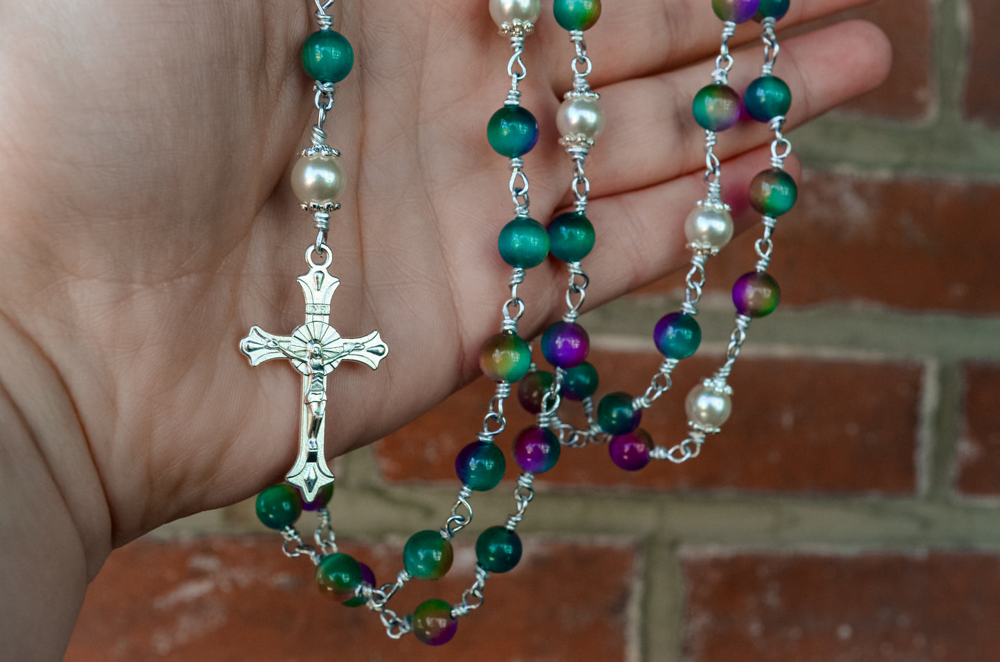 Handmade Cat Eye Color Shift and White Swarovski Pearl Rosary (Bright Blue/Green)